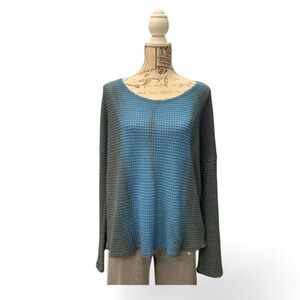 Stylish Blue and Gray Knit Top